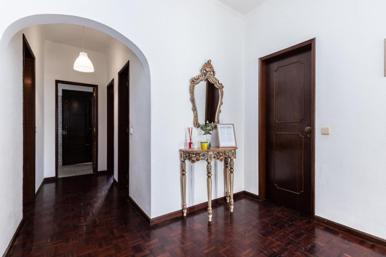 Apartment Flat On Center